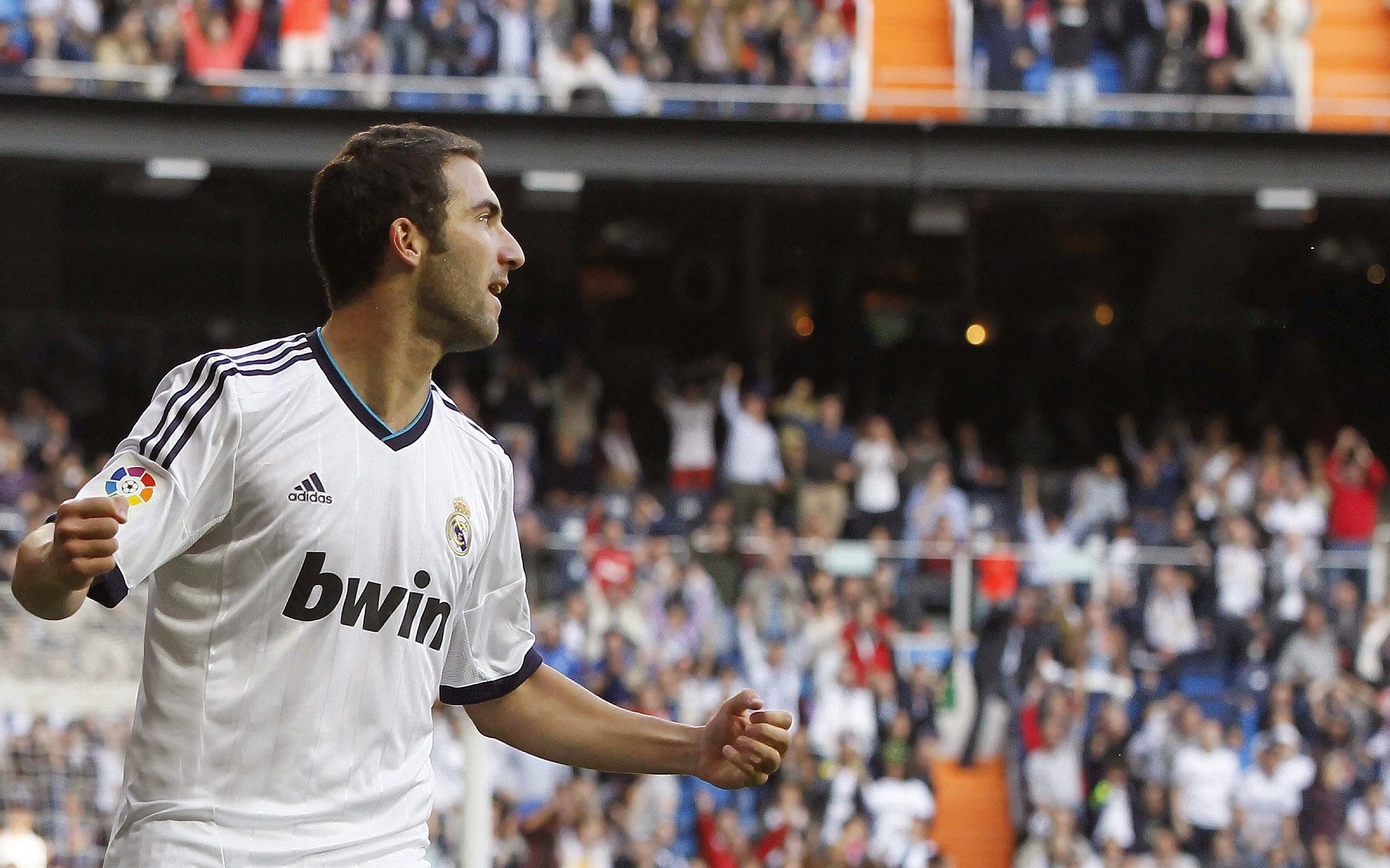 杰伦·格林持续制造杀伤,湖人式防守强行终结山西队连胜势头