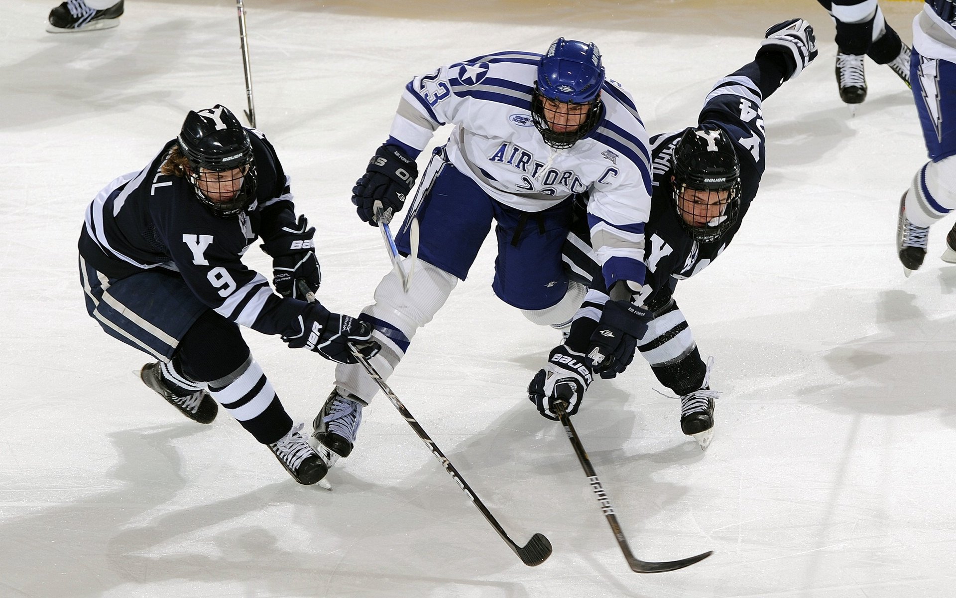 北欧风暴与日耳曼利刃，当瑞典绝杀英格兰，奥恰洛夫惊艳四座